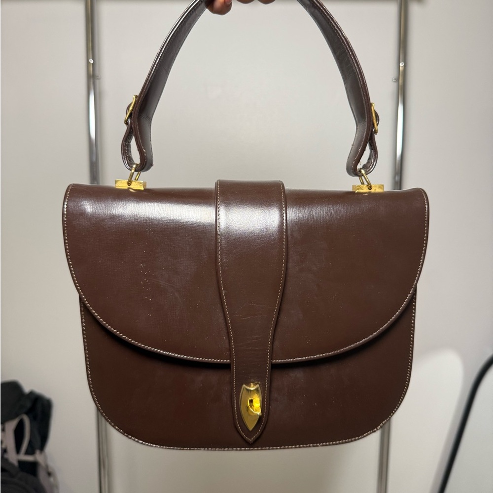 Elegant Brown Leather Handbag